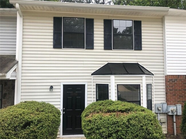 Primary Photo - 1448 Springleaf Cir SE