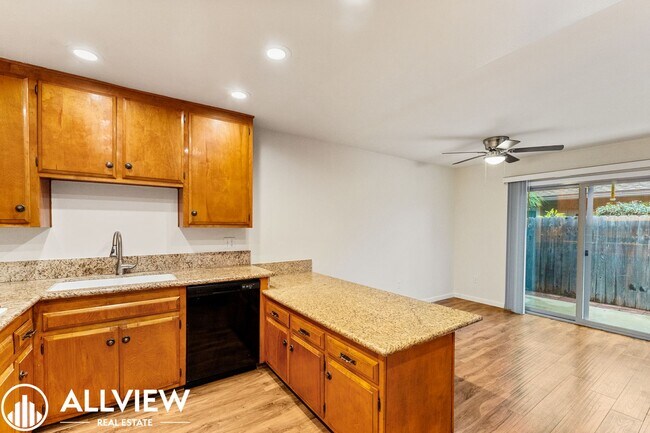 Building Photo - 16651 Tunstall Ln