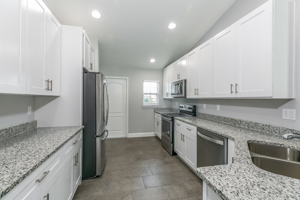 Building Photo - 105 Pompei Dr