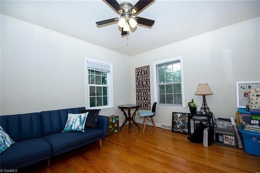 Building Photo - 1506 Garland Dr
