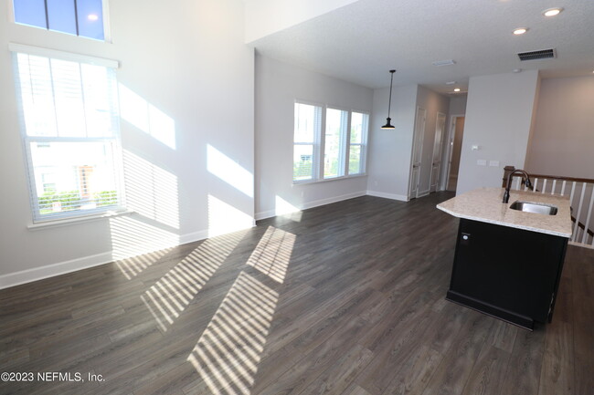 Building Photo - 11480 Gully Ct
