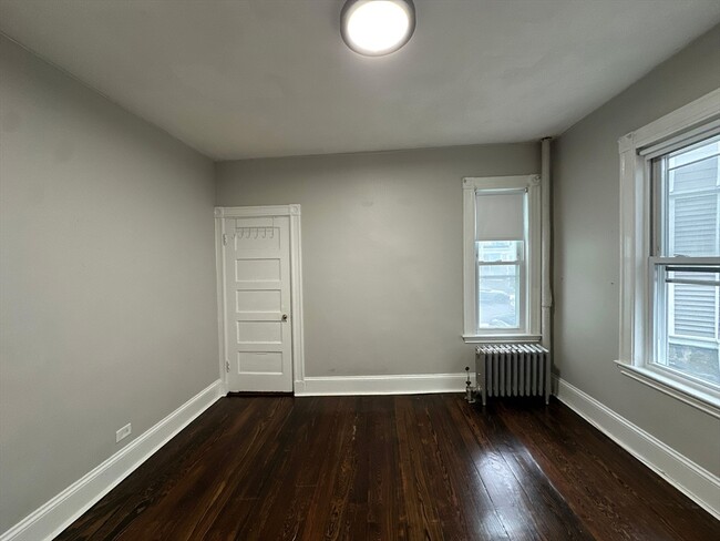 Building Photo - 94 Lonsdale St