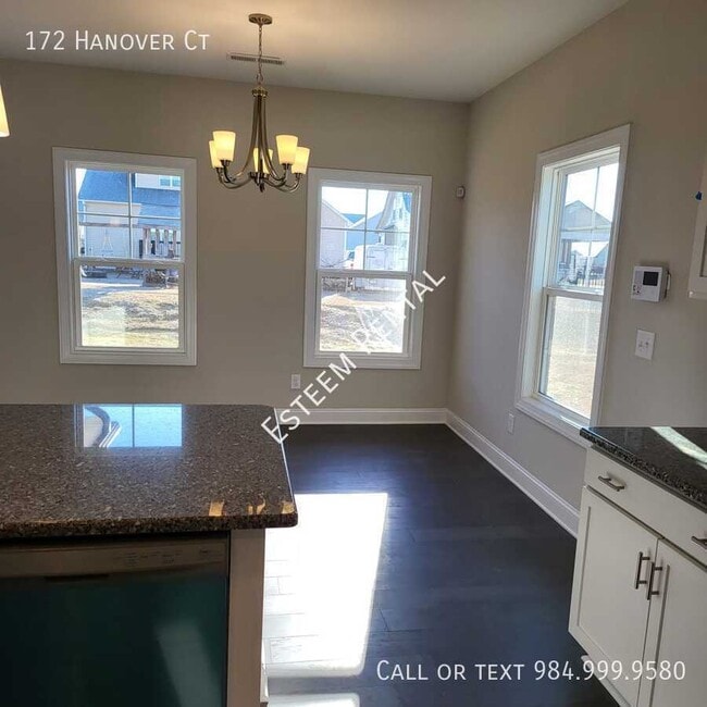 Building Photo - 172 Hanover Ct
