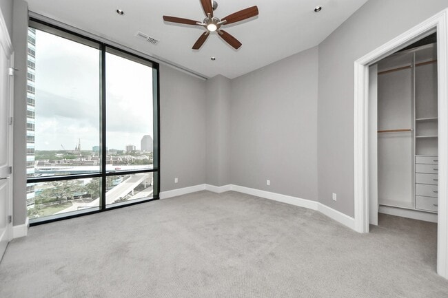 Building Photo - 1409 Post Oak Blvd