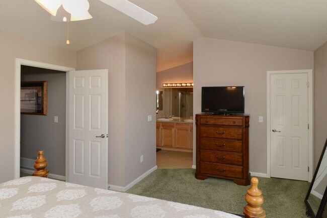 Building Photo - 4061 Temple Gulch Cir