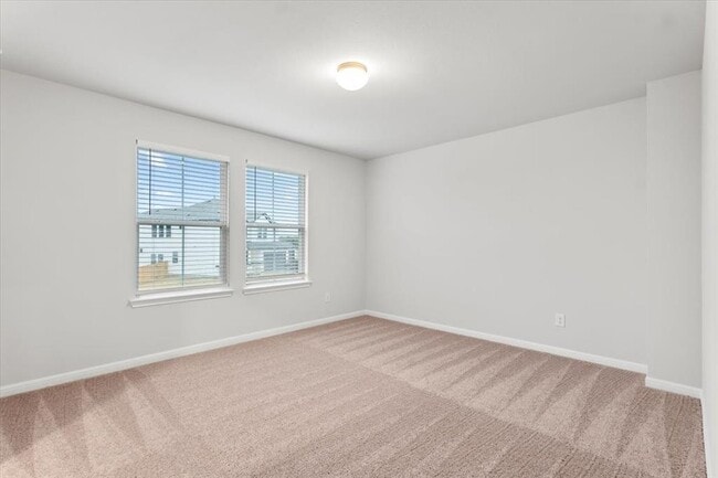 Building Photo - 320 Windstar Rd