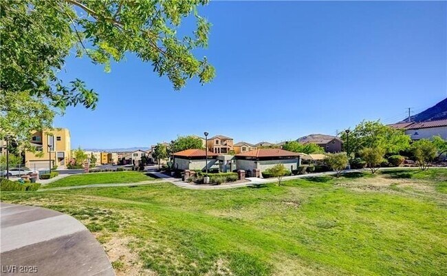 Building Photo - 10529 Headwind Ave