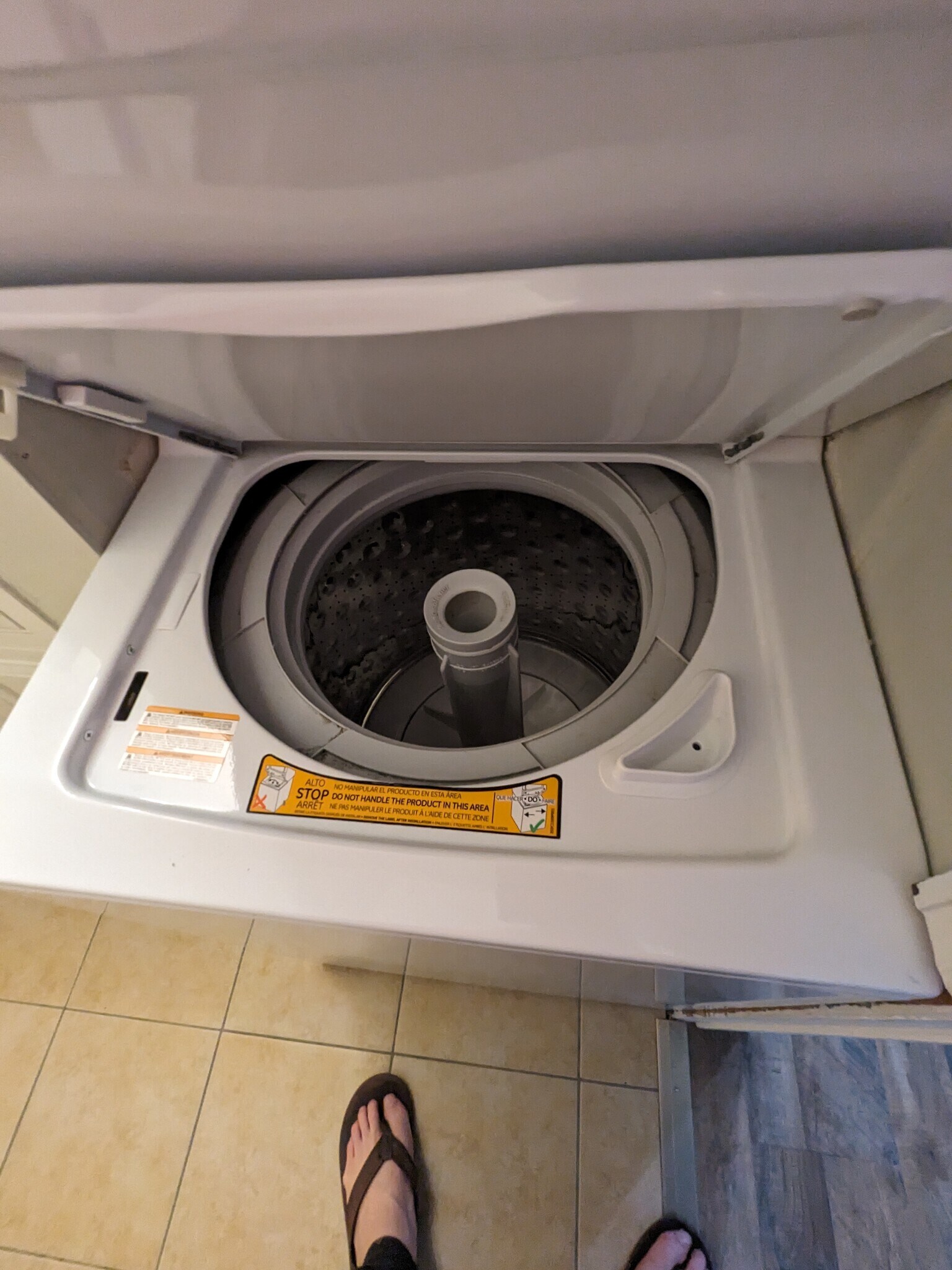 Washer - 8330 Zuni St