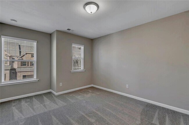 Building Photo - 1376 Elderwood Way