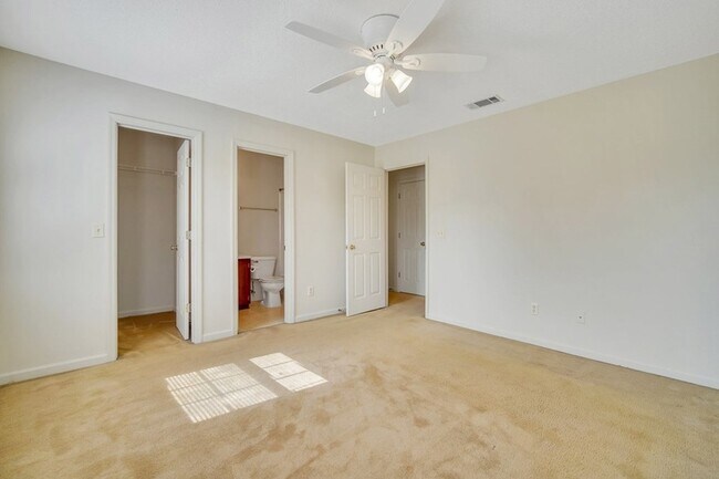 Building Photo - 1390 Coalition Cir