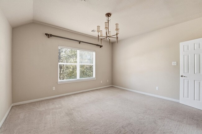 Building Photo - 2 Bettina Ln