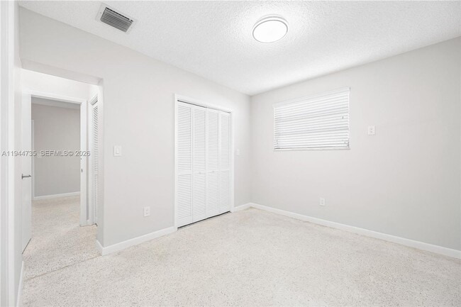 Building Photo - 3855 SW 87th Pl