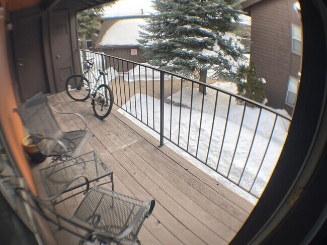 Building Photo - *LEASE PENDING* READY FOR MOVE IN! Upgrade...