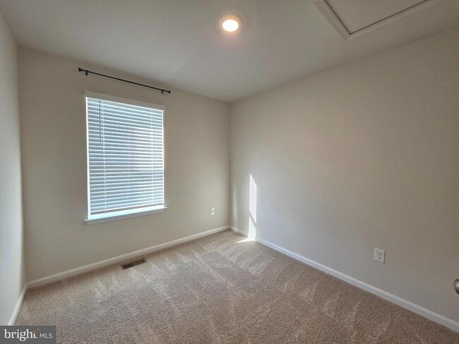 Building Photo - 424 Ridgely Blvd