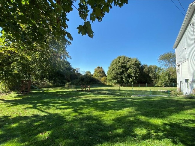 Building Photo - 9 Marshall Ln