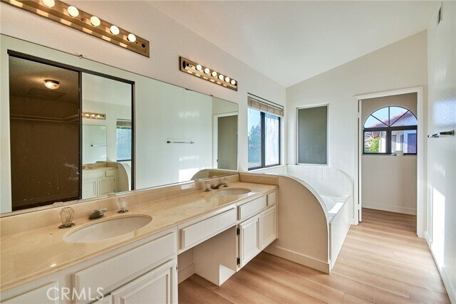 Building Photo - 24352 E Rimford Pl