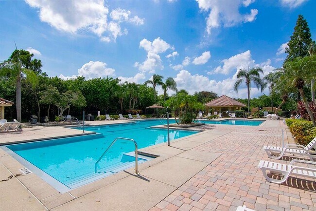 Building Photo - 11901 4th St N