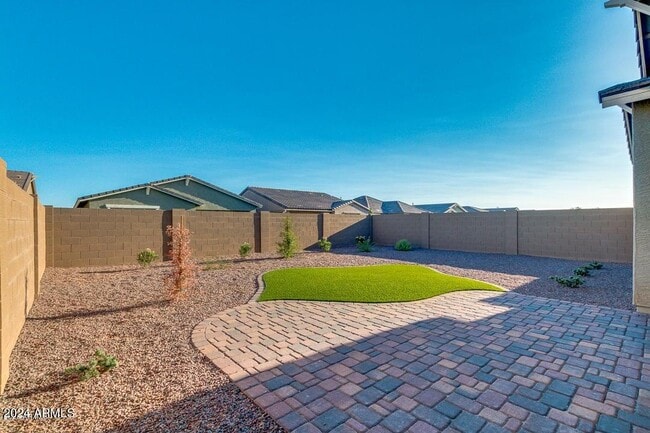 Building Photo - 9419 W Willow Bend Ln