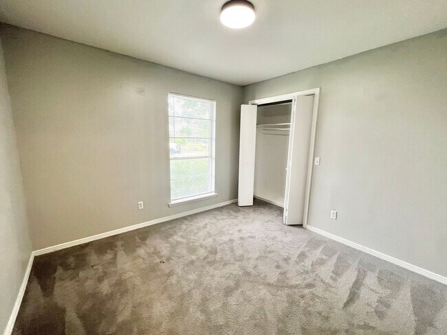 Building Photo - Beautiful Home in Rowlett Texas!