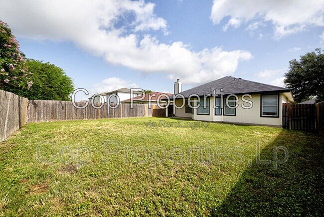 Building Photo - 8510 Trumpet Cir