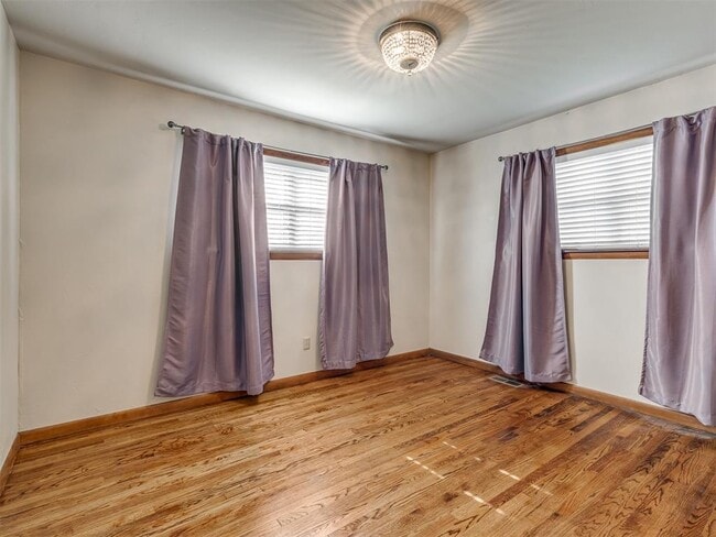 Building Photo - 4701 N Peniel Ave