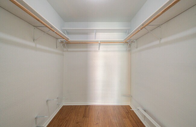 Building Photo - 5711 Sugar Hill Dr
