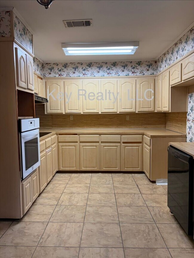 Building Photo - 4003 Monroe Hwy