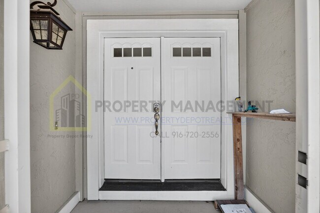 Building Photo - Spacious 4-Bedroom Retreat with 2.5 Baths