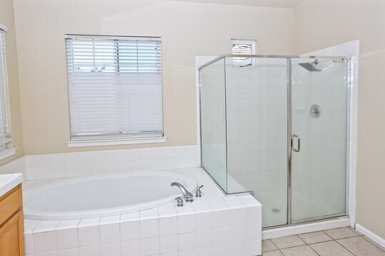 Building Photo - 444 Chestnut St,Brentwood