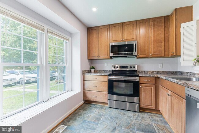 Building Photo - 7907 Pebble Brook Ct