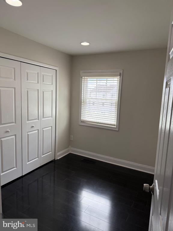 Building Photo - 10323 Trundle Pl
