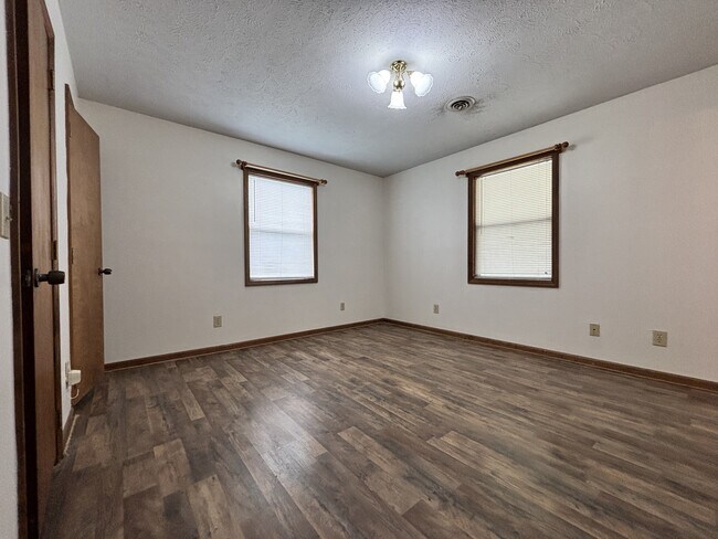 Building Photo - 1500 Murray-Kittrell Rd