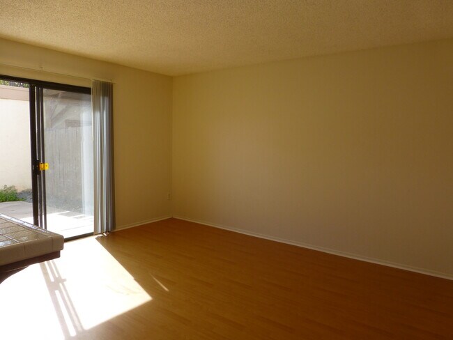 Building Photo - 2504 Via Rojo