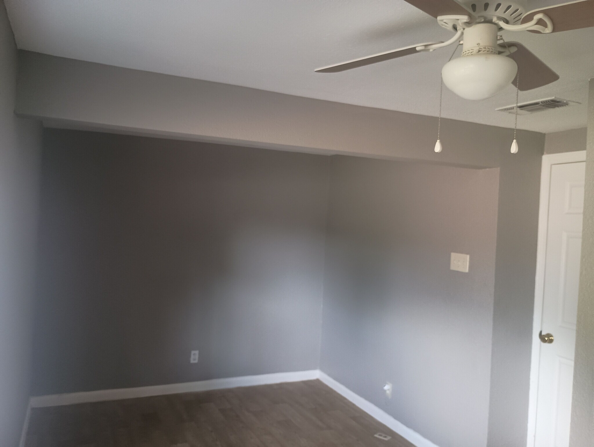 Building Photo - Room in Single Family Home on Nash Blvd