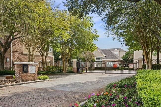 Building Photo - 12707 Boheme Dr