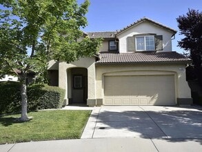 Building Photo - 1564 Blue Beaver Way