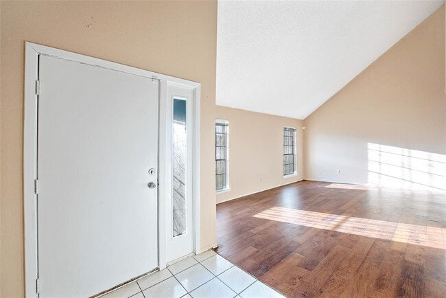 Building Photo - 11326 Lovebird Ln