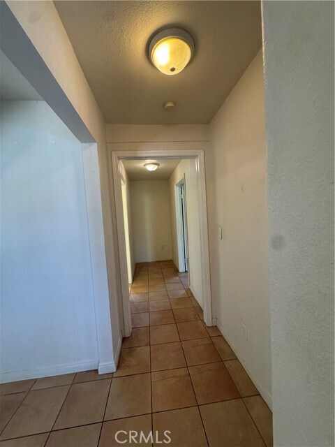 Building Photo - 758 W Longden Ave