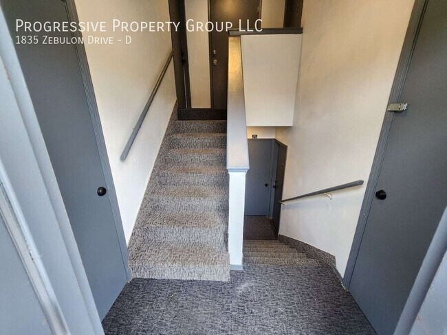 Building Photo - 1835 Zebulon Dr
