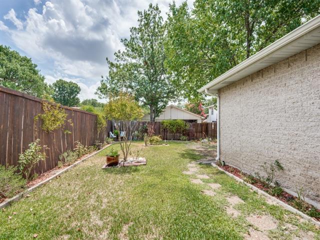 Building Photo - 1420 Vanderbilt Dr