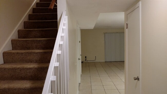 Building Photo - 2438 Atlas Rd