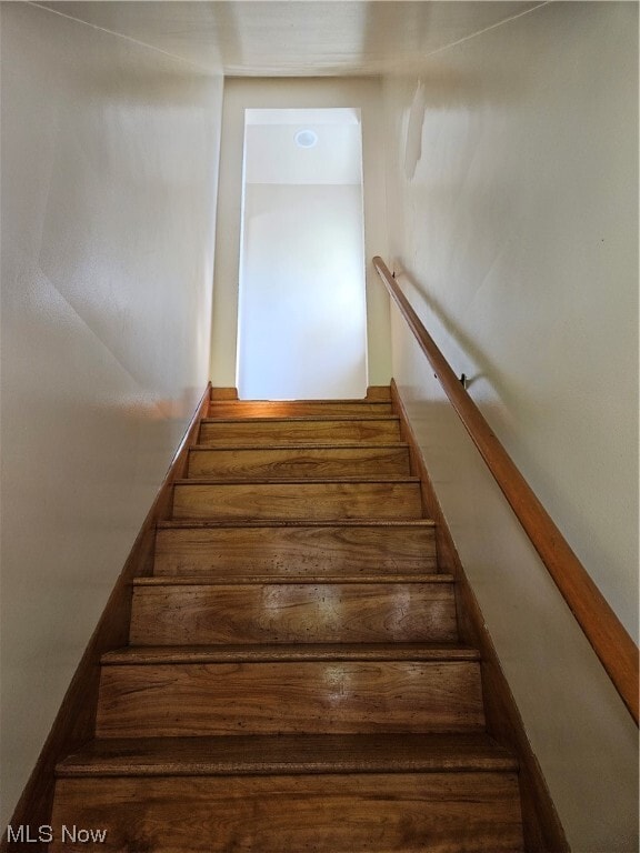 Building Photo - 77 Greencrest Terrace