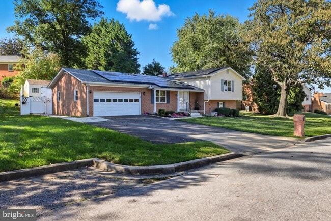 Building Photo - 3604 Baskerville Dr