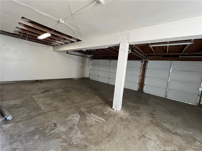 Building Photo - 9251 Middlefield Dr