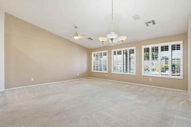 Building Photo - 5339 W Kaler Cir