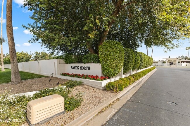 Building Photo - 6834 N 72nd Pl