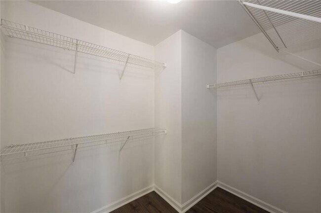 Building Photo - 2341 Attewood Dr