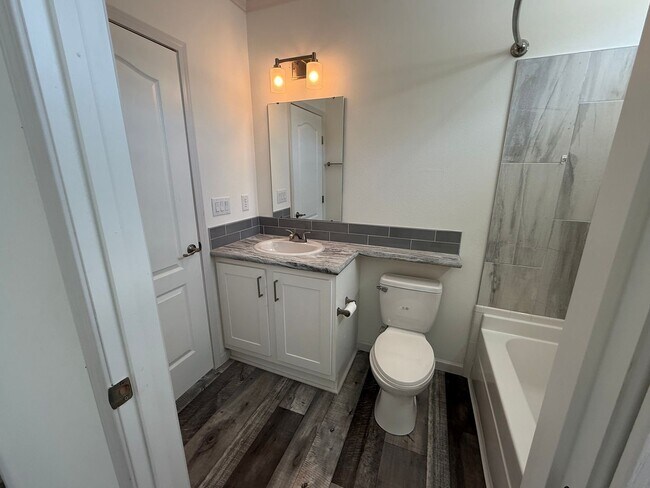 Building Photo - 55+ Community in Kissimmee South - Manufactured Home for Rent!