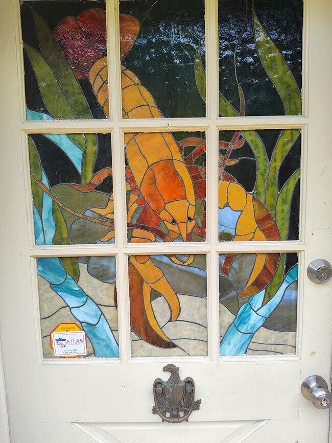 Building Photo - Lake House with Private Dock