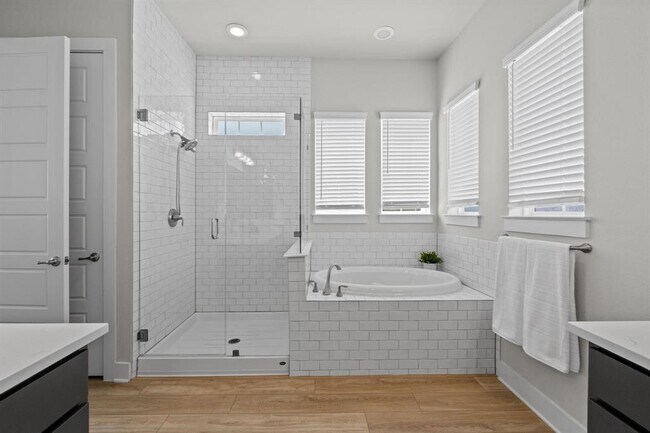 Building Photo - 8908 Apogee Blvd
